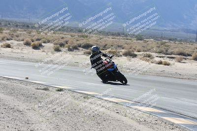 media/Dec-01-2025-Moto Forza (Mon) [[2daa91e15f]]/3-Beginner Group/Session 3 (Turn 16 Inside)/